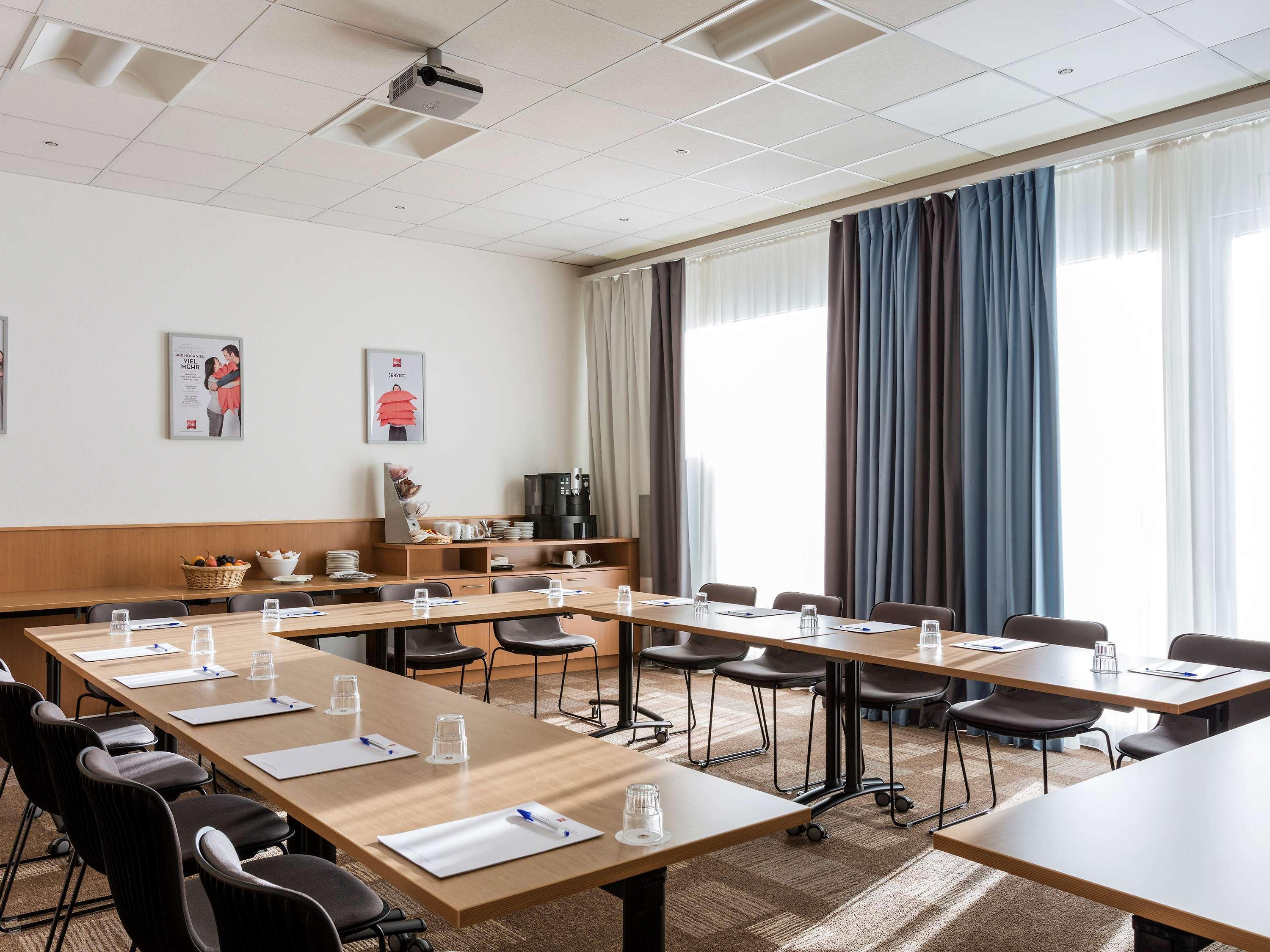 Ibis Winterthur City Bagian luar foto