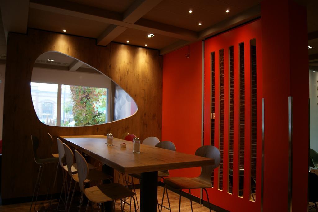 Ibis Winterthur City Bagian luar foto