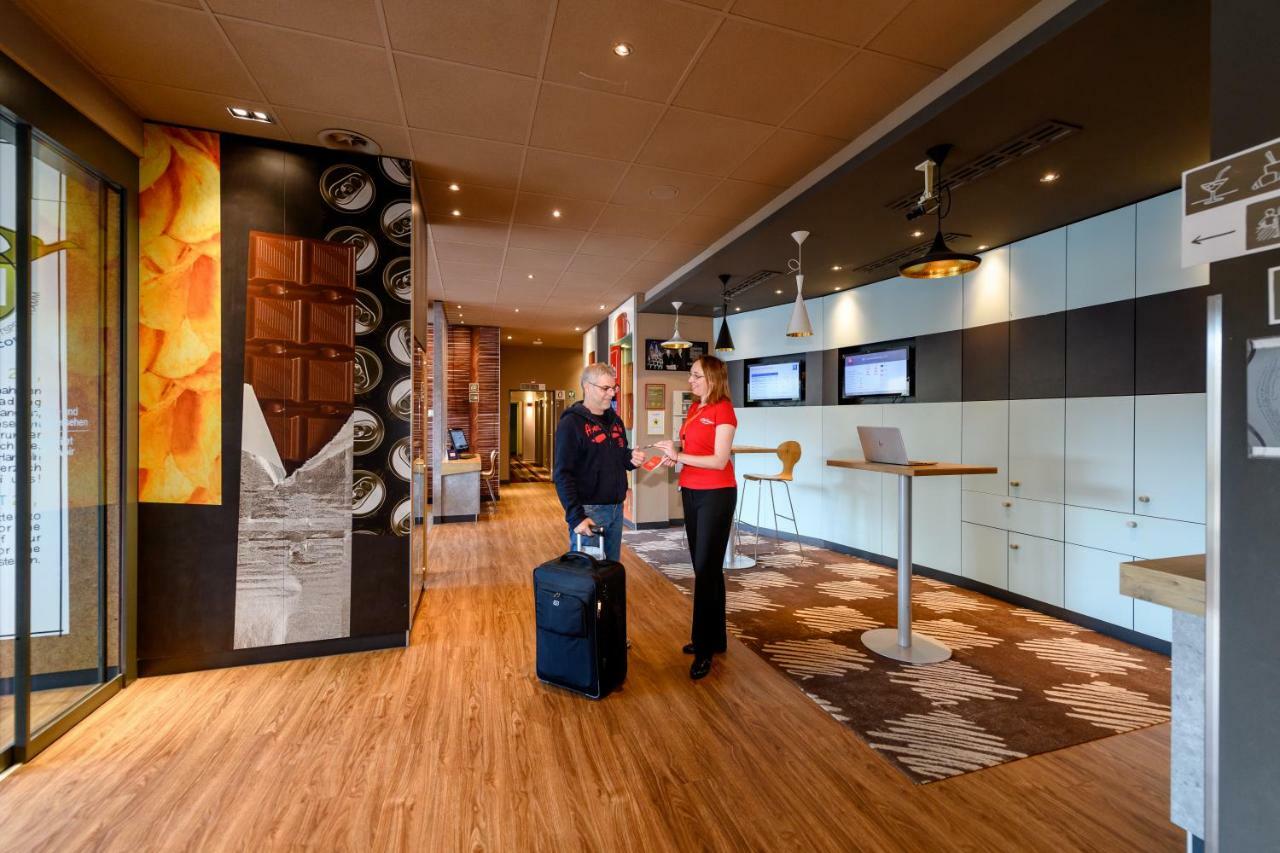 Ibis Winterthur City Bagian luar foto